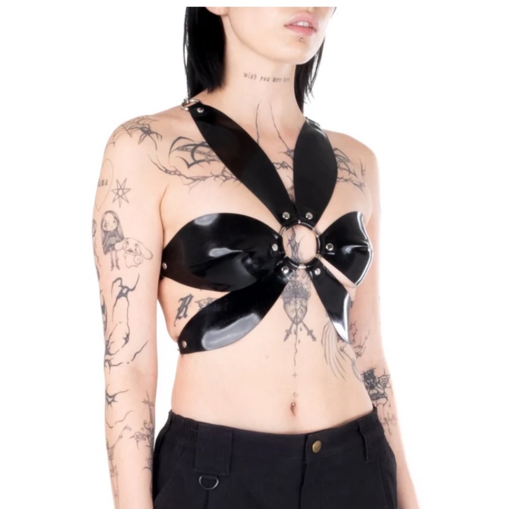 Busted Brand Women’s XS Black Latex Flower Tie Top